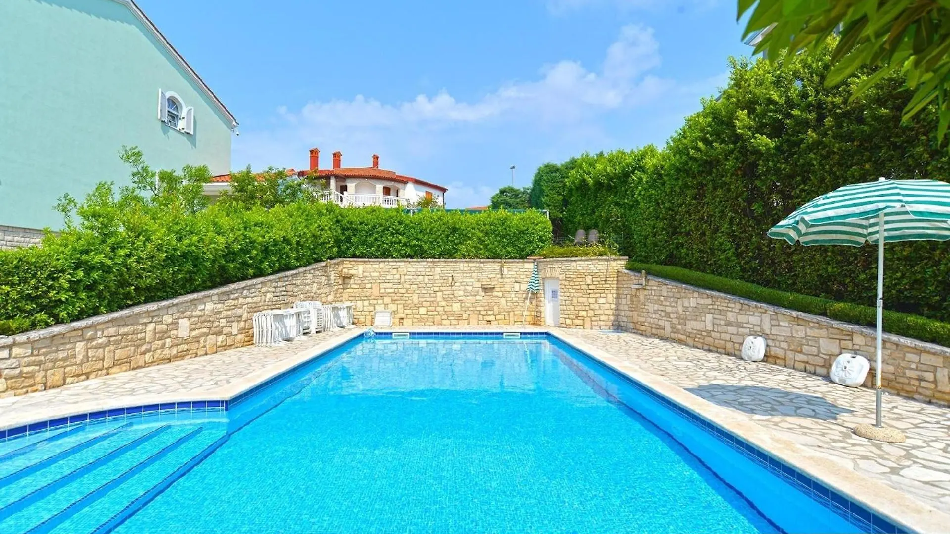Apartment Ferienwohnung Fuer 2 Personen Ca 44 Qm In Pula, Istrien Istrische Riviera